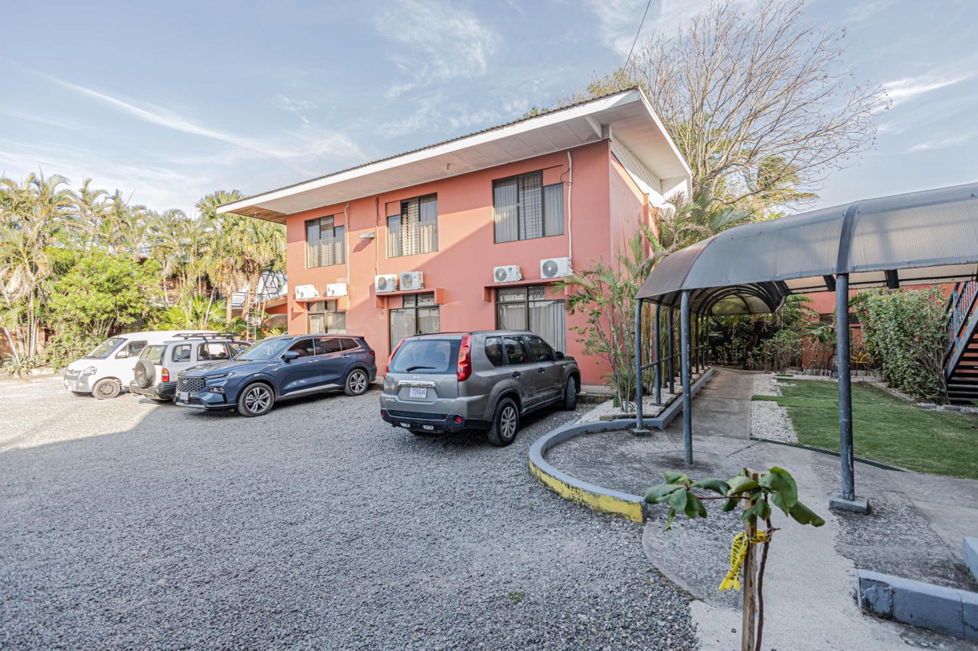 Hotel Cana Brava Inn Cañas エクステリア 写真